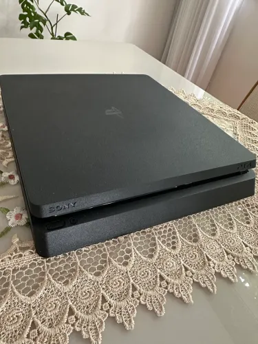 PlayStation 4 1TB