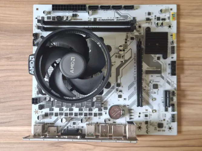 Kit Ryzen 7 5700 + B450 AM4-A