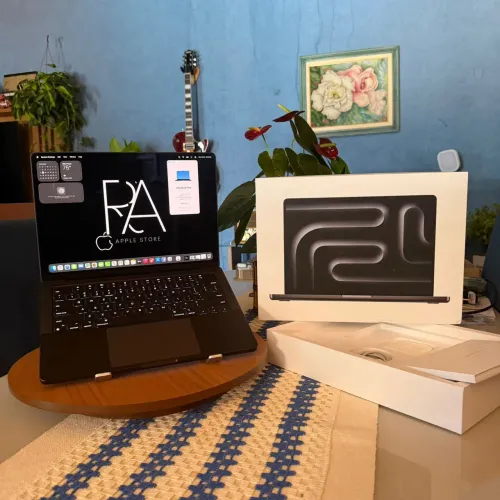 MacBook Pro M4 -14 inch 16gb ram 512gb ssd 