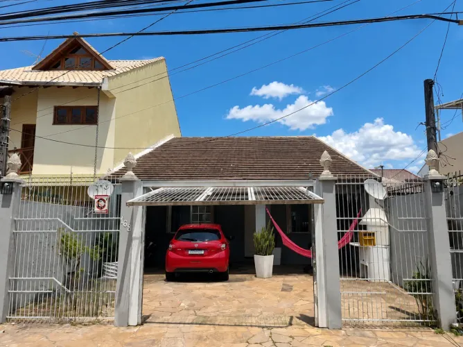 Casa para Venda em Canoas, Harmonia, 2 dormitórios, 1 banheiro, 3 vagas