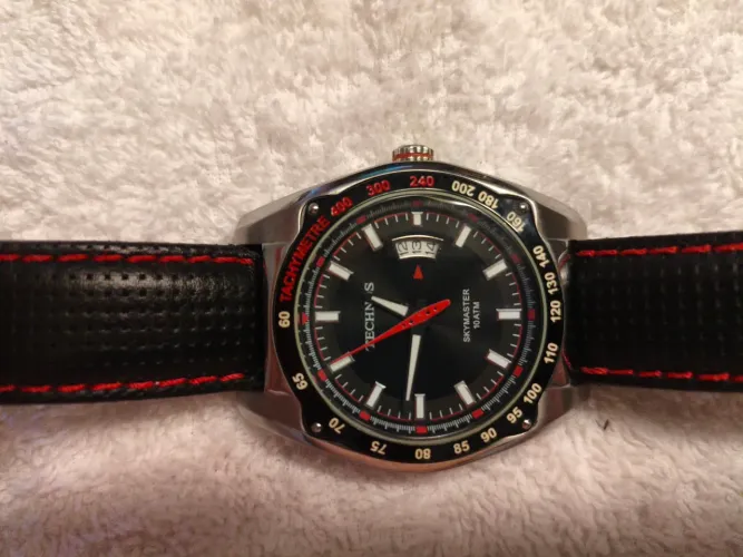 Technos Skymaster 2115.MY ? Taquímetro, 10 ATM, couro