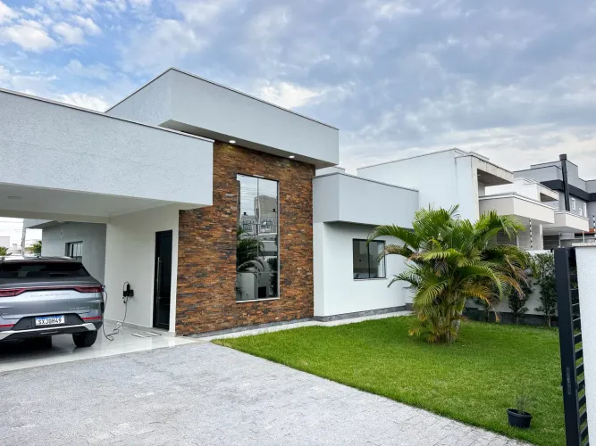 Casa mobiliada pronta para morar