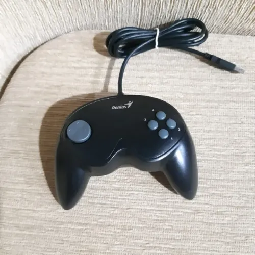 Controle de videogame Genius MaxFire G-08XU