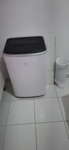 Ar-condicionado portátil Electrolux 12.000 Btus
