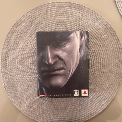 Metal Gear Solid 4: MGS4 Limited Edition - PS3 (Edição Limitada Japonesa Completa)