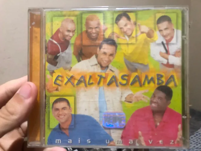 CDs antigos e originais