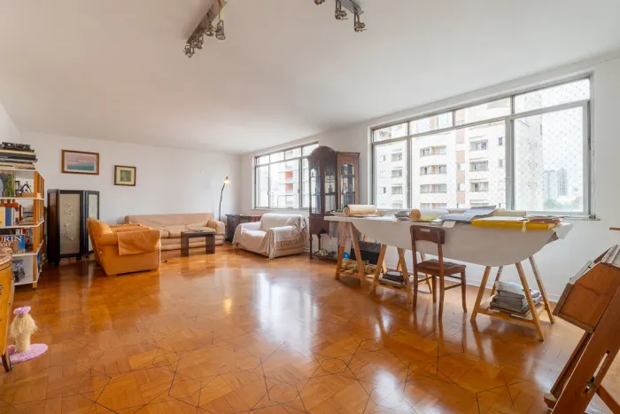Apartamento para venda em Perdizes com 3 quartos, 155m²