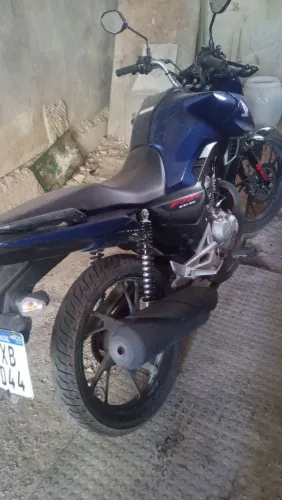 Vendo ou troco por carro