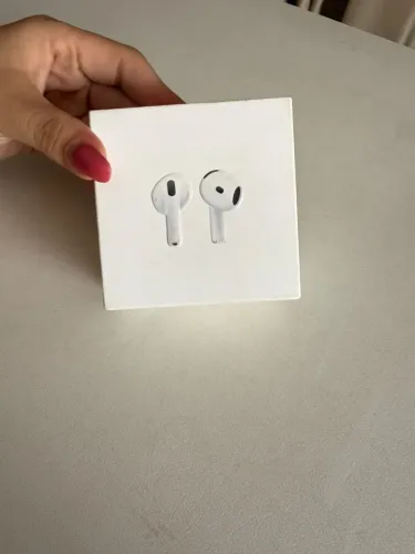 AirPods 4 Apple Original - Modelo A3050/A3053/A3058 - Novo na Caixa