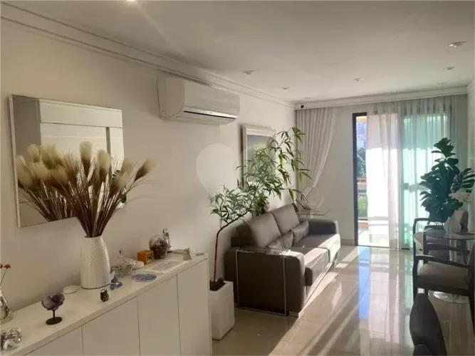 Cobertura à venda com 3 quartos, sendo 2 suítes, no condomínio Edifício Garden Tijuca, Rio