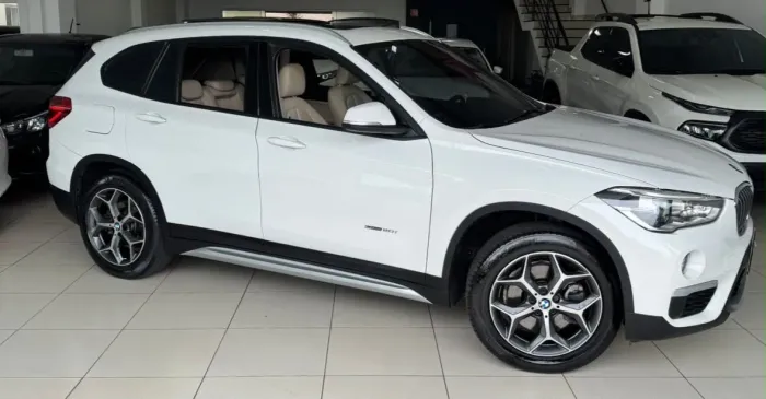 BMW X1 Sdrive 20I X-line 2.0 TB Active Flex 2018