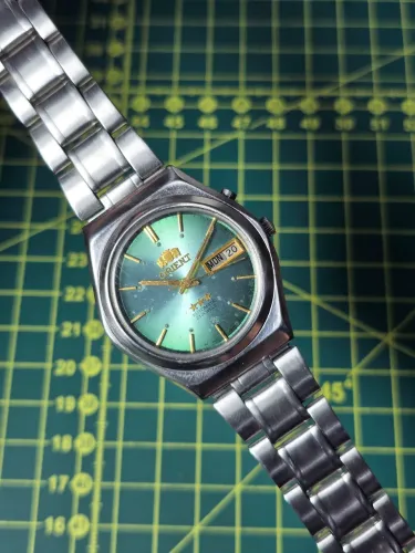 Relógio Orient Automático 3 Estrelas Vintage - Mostrador Verde Sunburst
