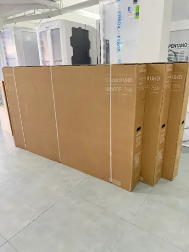 Smart TV Samsung U8600F 75 polegadas Crystal UHD 4K 60Hz 2025 nova