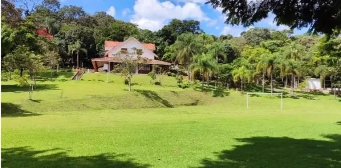 Sítio com 30.000m² - COM FONTE DE ÁGUA MINERAL