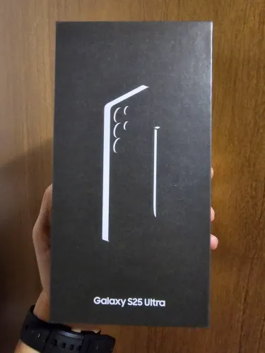 Samsung Galaxy S25 Ultra - Lacrado