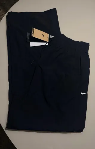 Calça Nike Original Sportswear Woven Feminina