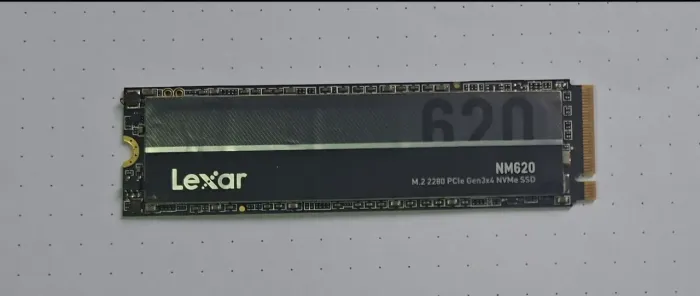 SSD 1TB M.2 2280 NVME Lexar (+ case para proteção)
