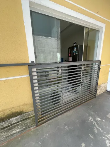 portão de ferro de correr