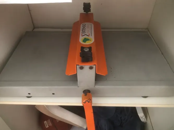 Maquina de corte e vinco