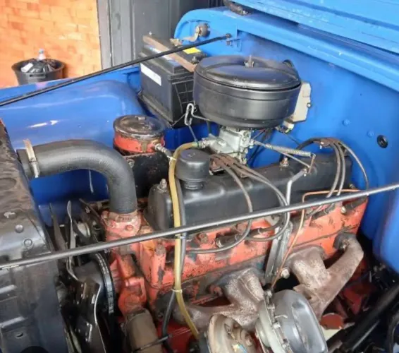 Motor pick-up Willys Reduzido - 6 cilindros, ano 69 Ótimo estado