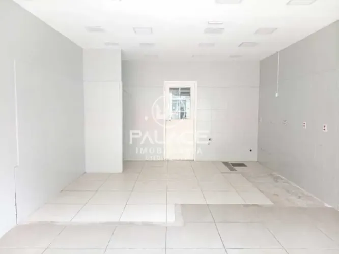 Salão : / Comercial / Centro
