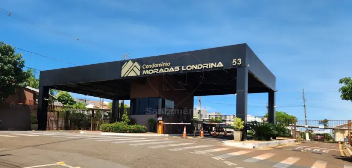 Casa à Venda com 3 quartos no Condomínio Moradas