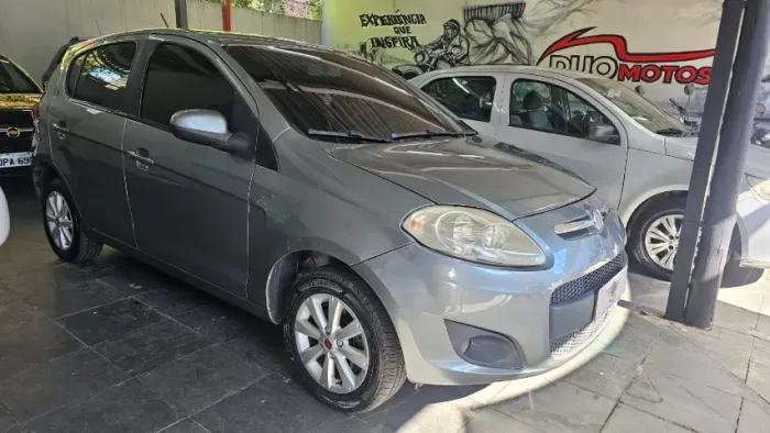 Fiat Palio Attractive 1.0 EVO Fire Flex 8V 5P 2013