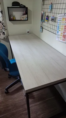 Escrivaninha industrial nova 1,50m 