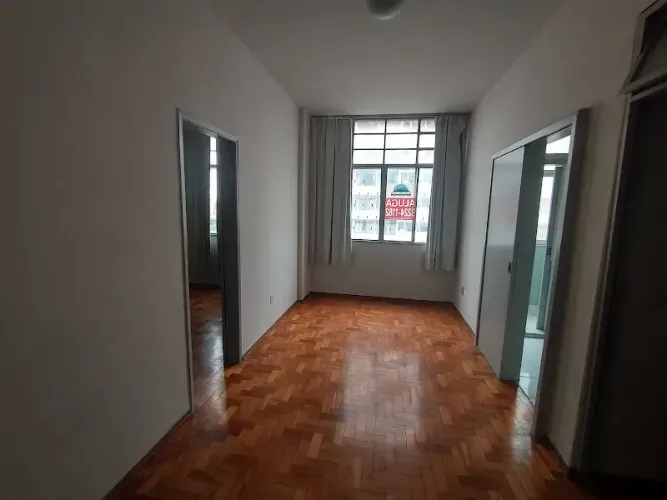 1 QUARTO EM LOCALIZAÇÃO PRIVILEGIADA.