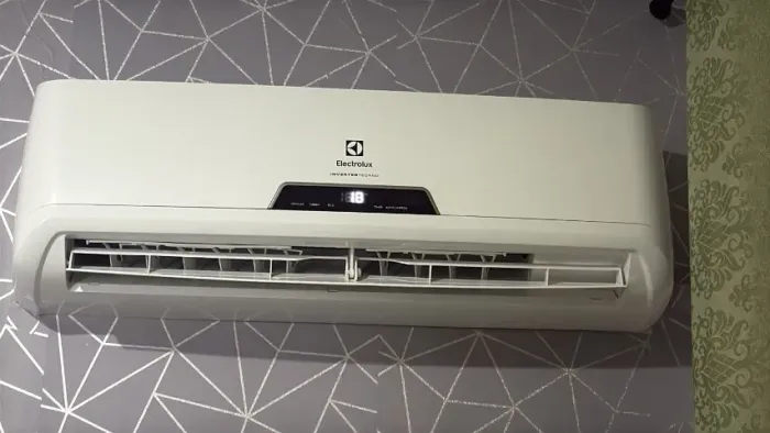 AR CONDICIONADO 9.000 BTUS - ELETROLUX