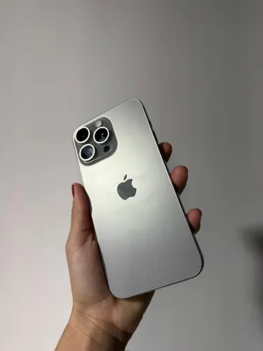 iPhone 15 pro max 256gn