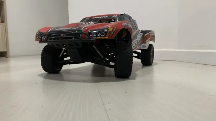 Vendo Traxxas Slayer