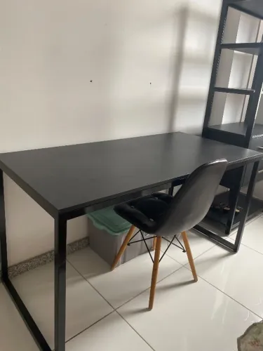 Escrivania + Estante em modelo industrial