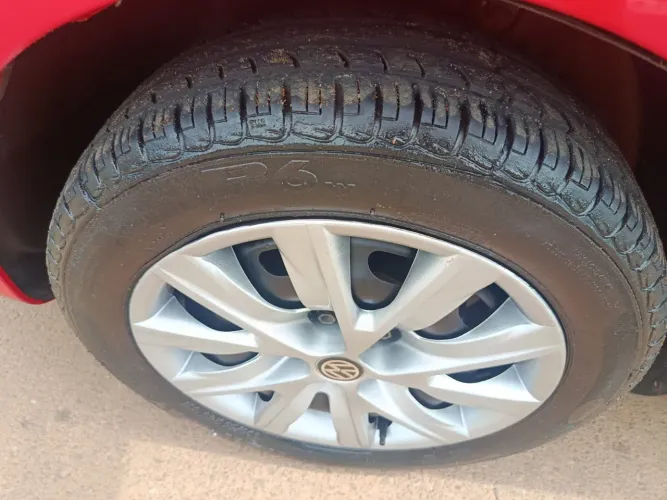 Volkswagen Fox 1.0 MI Total Flex 8V 3P 2012