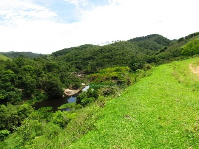 Terreno à venda, 190000 m² por R$ 660.000,00 - Palmeiras - Natividade da Serra/SP