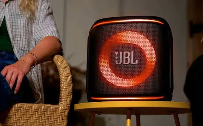 Caixa de Som JBL Partybox Encore 2 Com Microfones