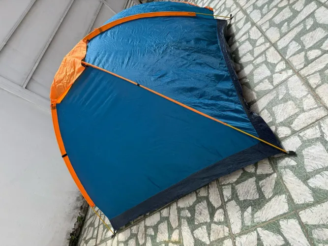 Tenda de camping 2,10 × 2,10 × 1.3