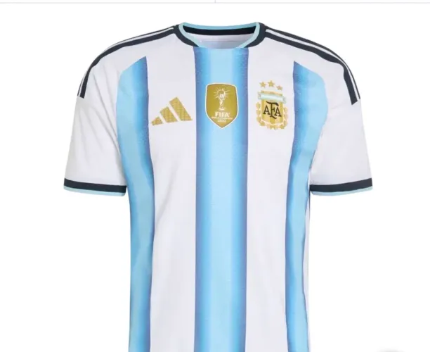 Camisa Seleção Argentina 2026, tamanho G, Premium 1.1, com a logo de campeão Atual