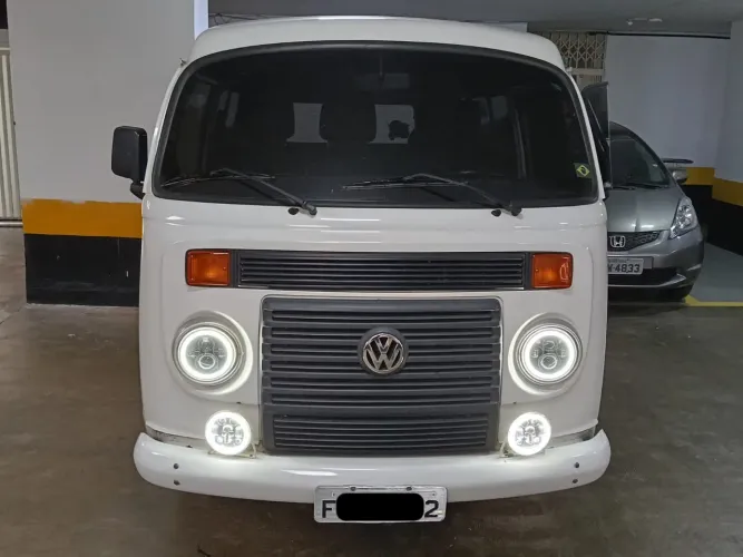 Volkswagen Kombi Standard 1.4 MI Total Flex 8V 2013