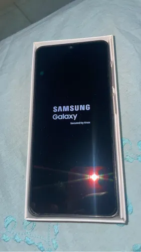Galaxy A04s 450$