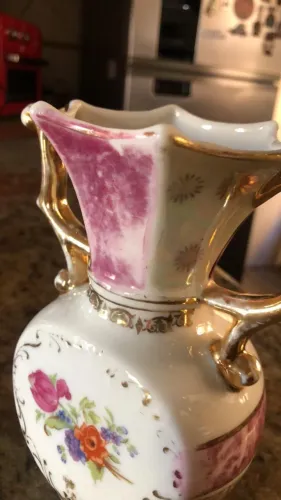 ANTIGA ANFORA EM PORCELANA