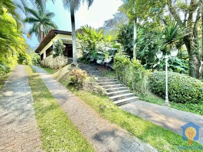 Casa com 6 dormitórios à venda, 519 m² por R$ 2.600.000,00 - GRANJA VIANA RESIDENCE PARK