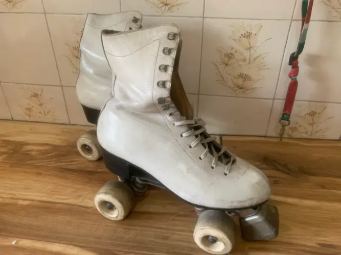 patins vintage de quatro rodas n*36