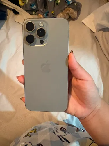 iPhone 15 pro max 
