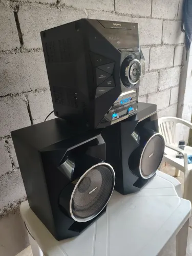 Som Sony GPX 33 