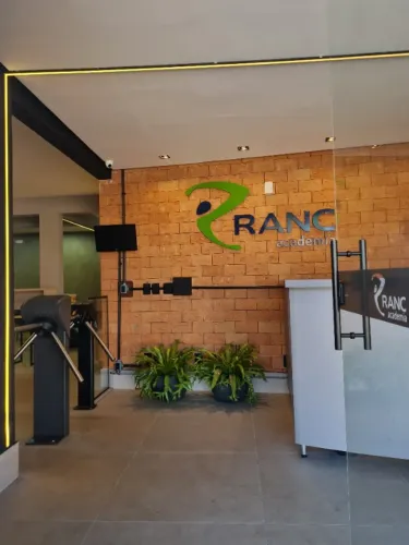 Recepcionista Academia