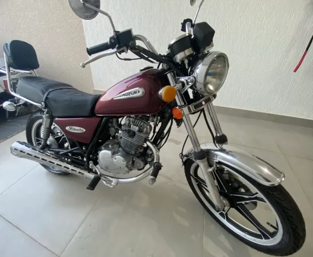 Intruder 125 vc
