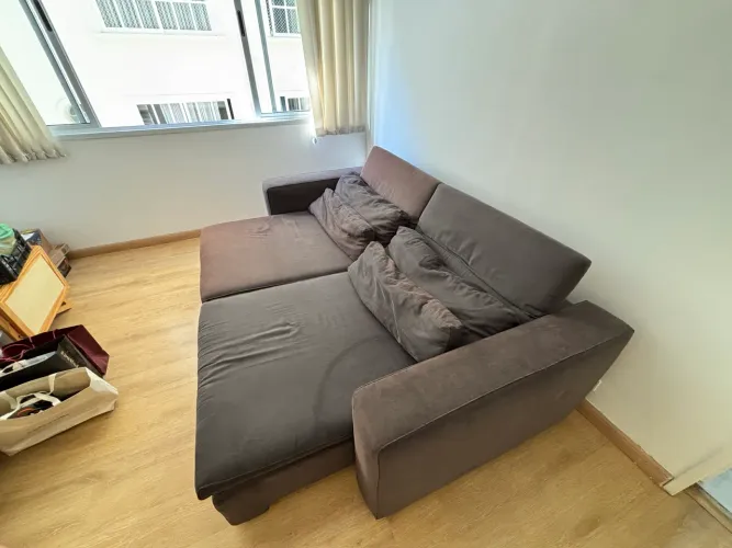 Sofá cama preto (usado)