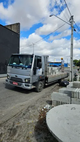 2 VAGAS CARGA E DESCARGA DE CAMINHÃO