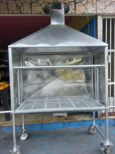 Vendo churrasqueira inox<br>Vendo churrasqueira Inox